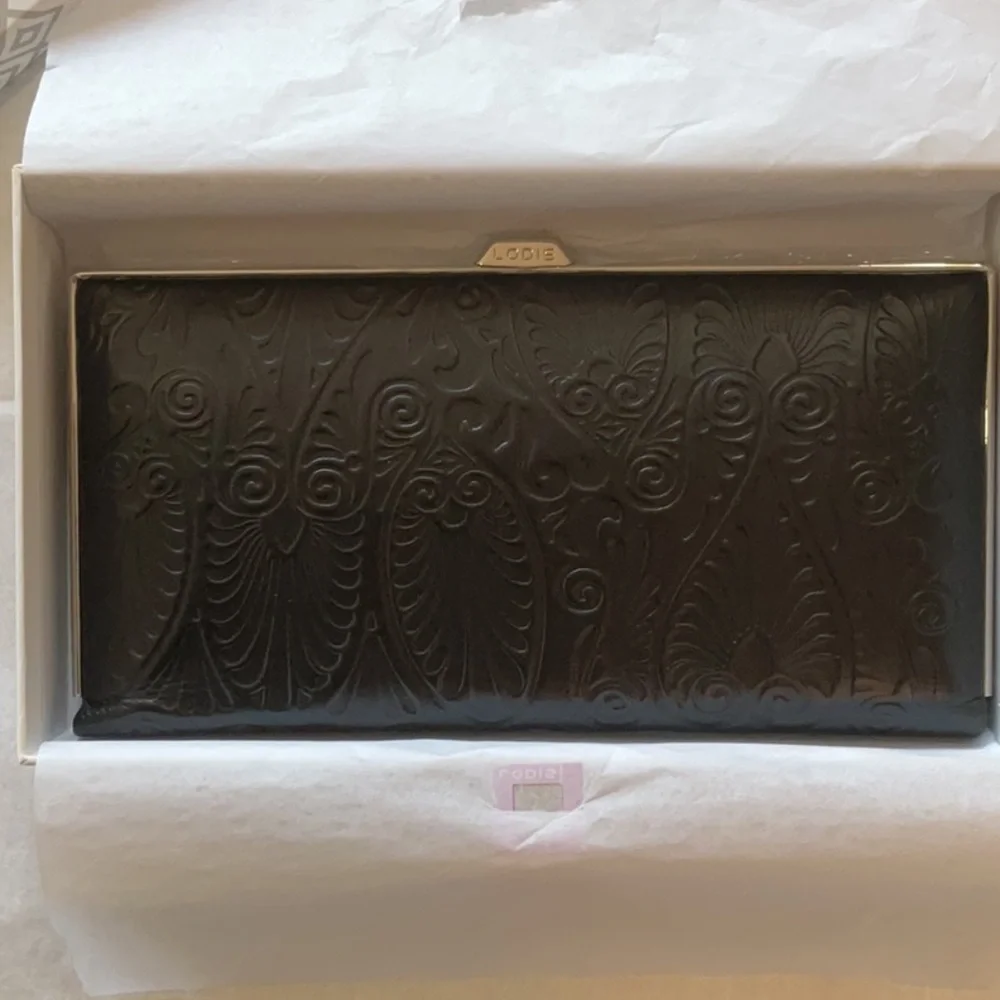 Lodis Black Leather Wallet - Picture 3 of 6